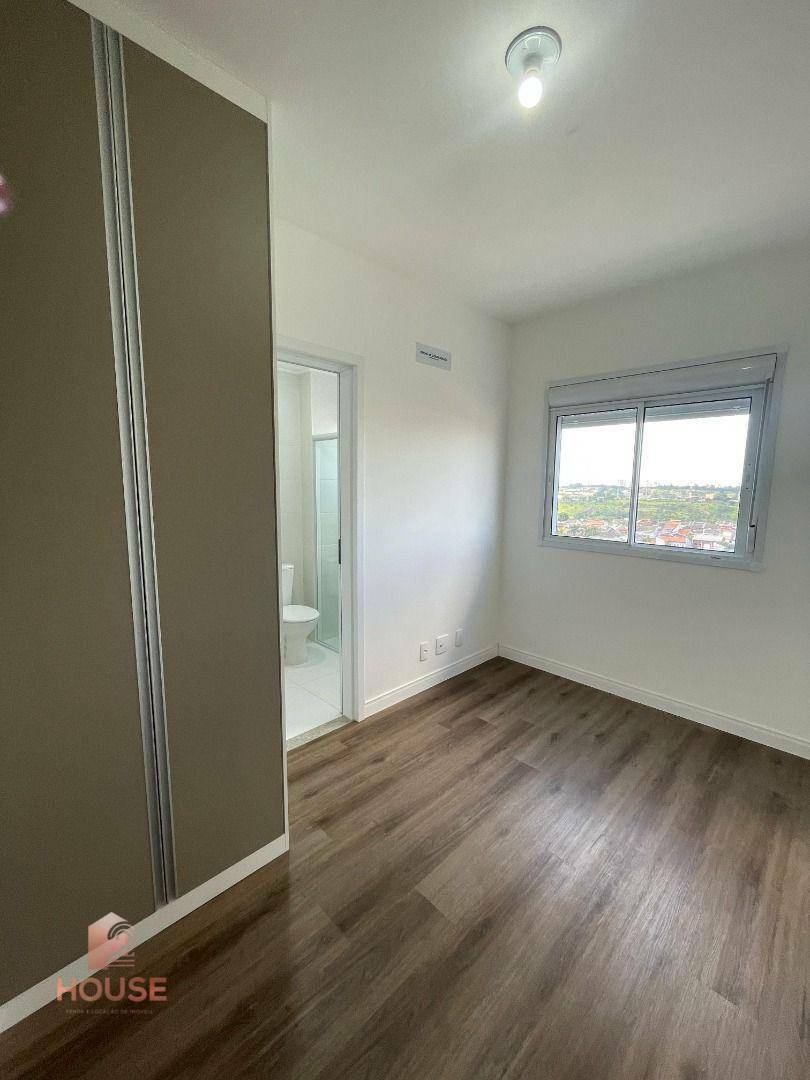 Apartamento para alugar com 2 quartos, 65m² - Foto 21