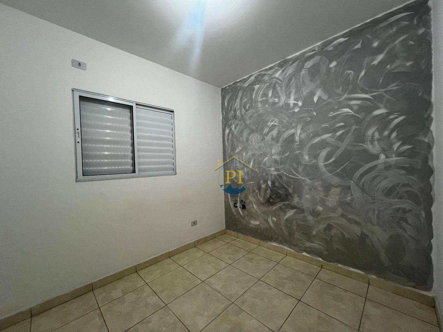 Casa à venda com 2 quartos, 70m² - Foto 15