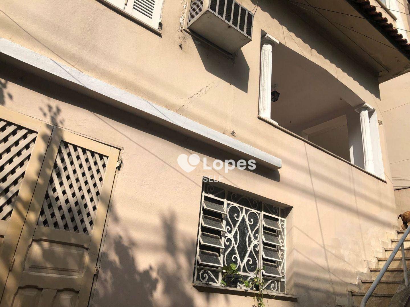 Casa à venda com 4 quartos, 167m² - Foto 1