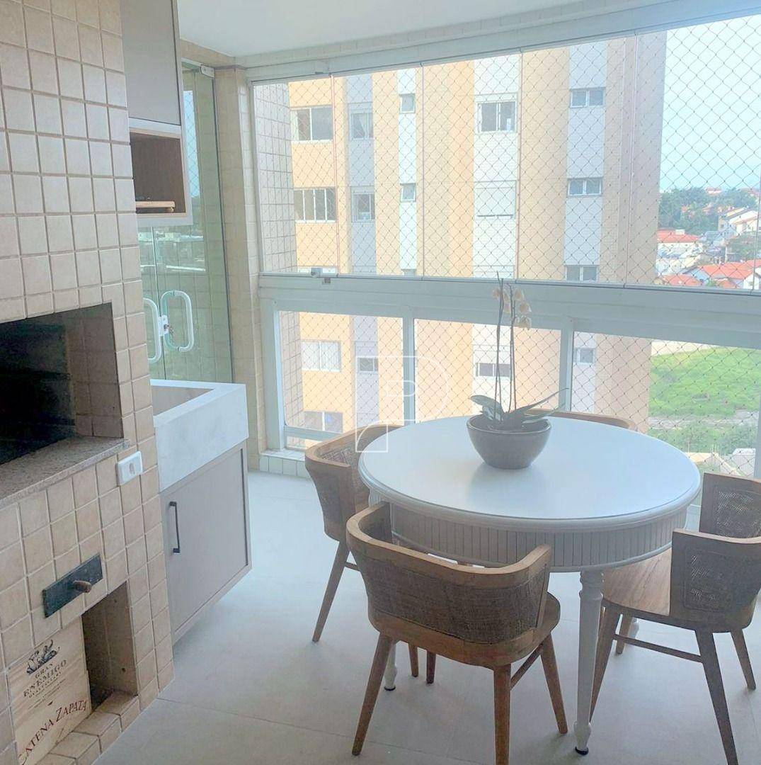 Apartamento à venda com 3 quartos, 186m² - Foto 7