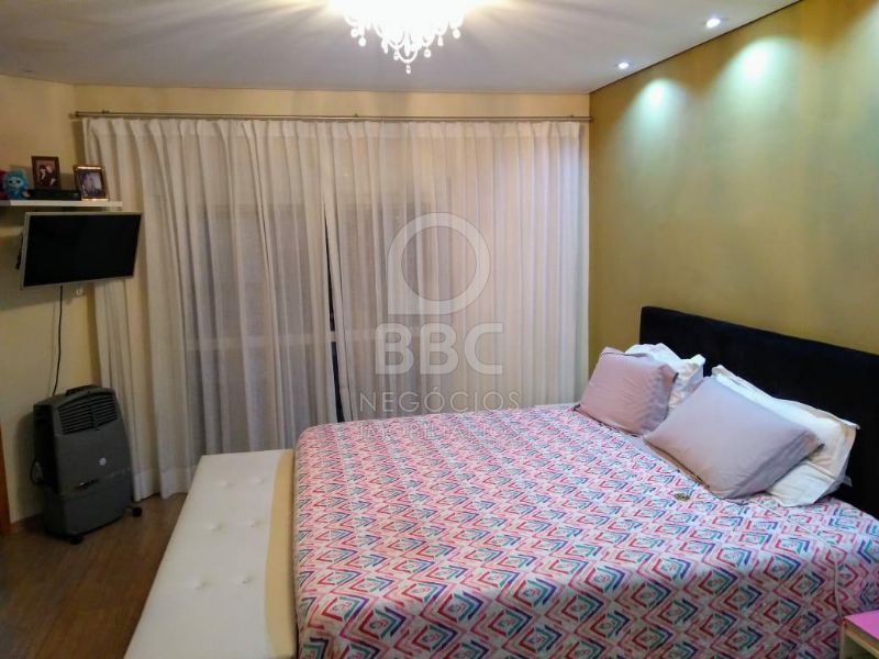 Sobrado à venda com 3 quartos, 308m² - Foto 16