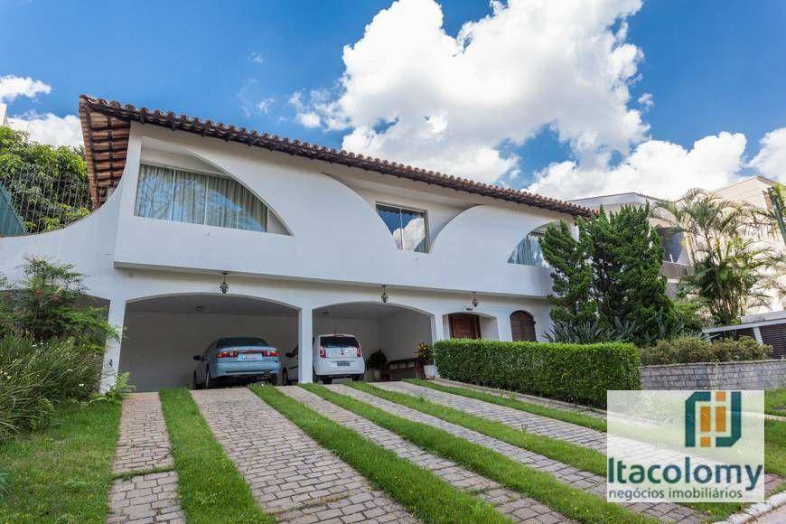 Casa de Condomínio à venda com 4 quartos, 367m² - Foto 2