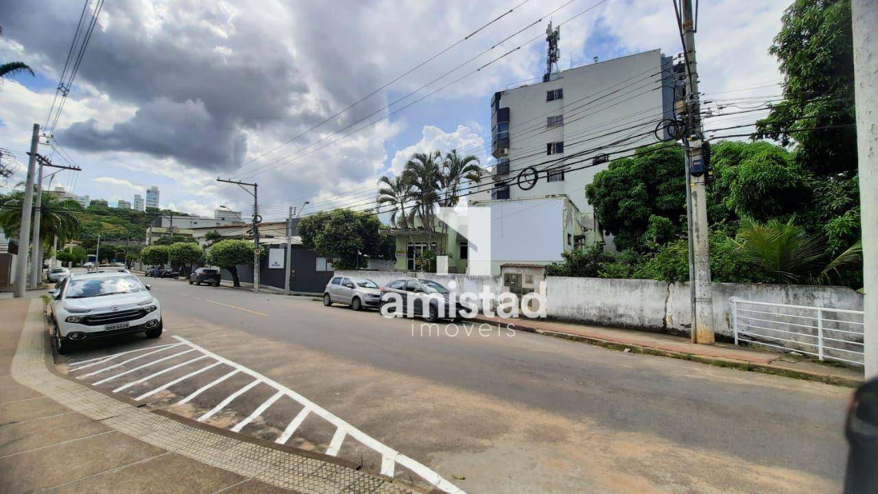 Casa à venda com 4 quartos, 127m² - Foto 2