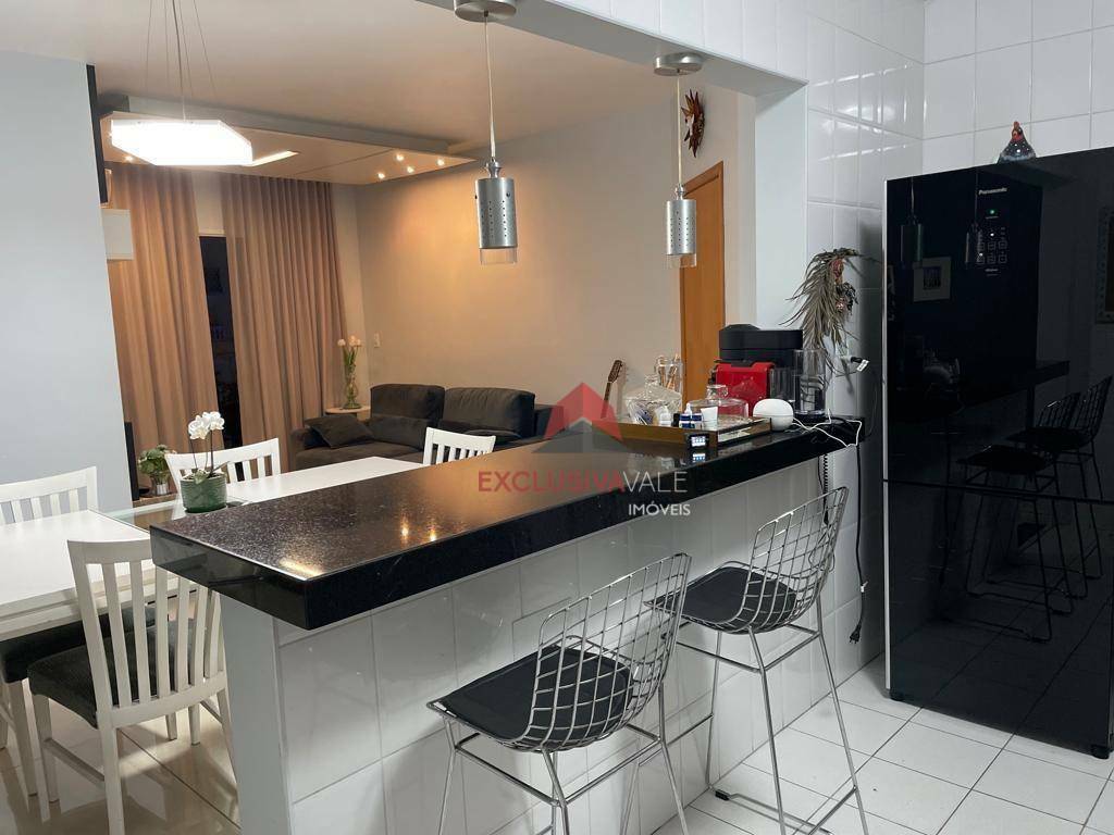 Apartamento à venda com 3 quartos, 90m² - Foto 4