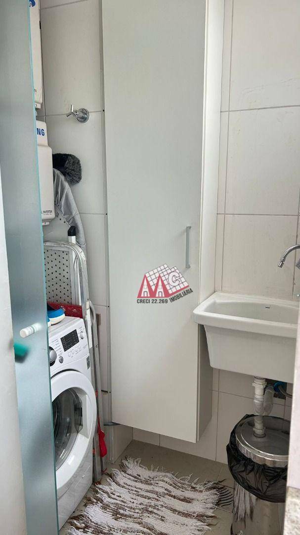 Apartamento para alugar com 3 quartos, 80m² - Foto 10