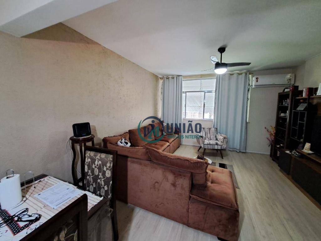 Apartamento à venda com 2 quartos, 90m² - Foto 5