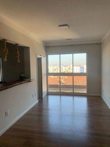 Apartamento à venda com 3 quartos, 110m² - Foto 2