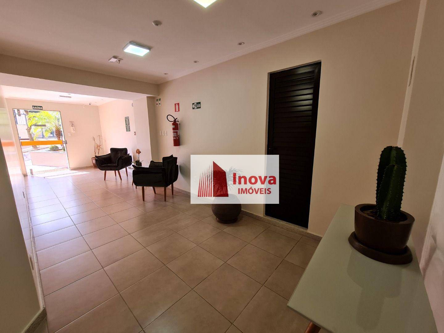 Apartamento à venda com 2 quartos, 78m² - Foto 2