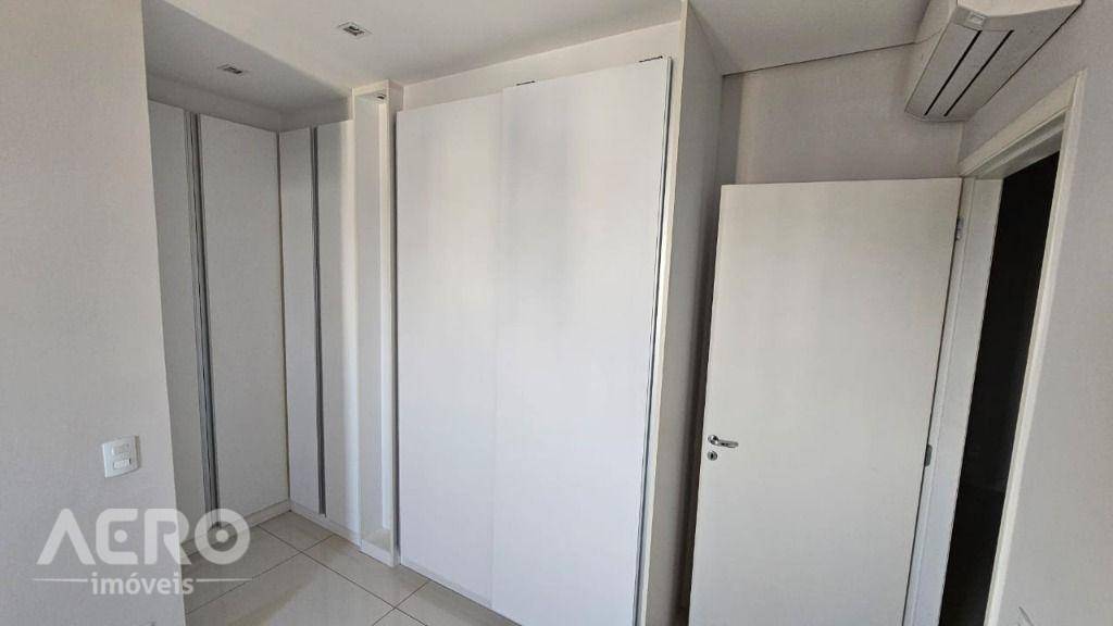 Apartamento para alugar com 3 quartos, 180m² - Foto 22