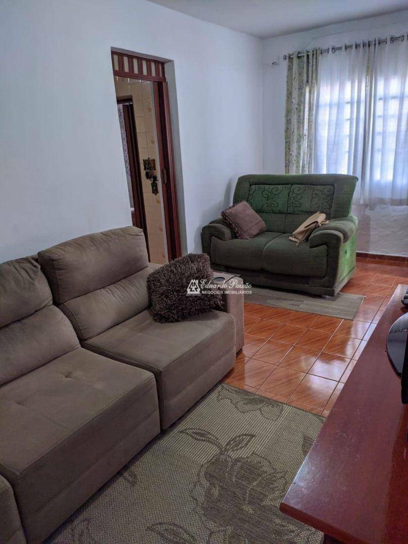 Casa à venda com 3 quartos, 210m² - Foto 6