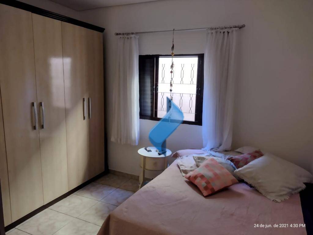 Casa à venda com 3 quartos, 178m² - Foto 16