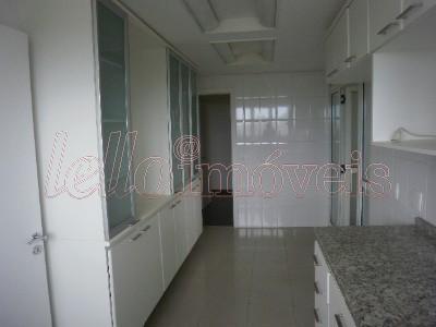 Apartamento para alugar com 2 quartos, 213m² - Foto 17