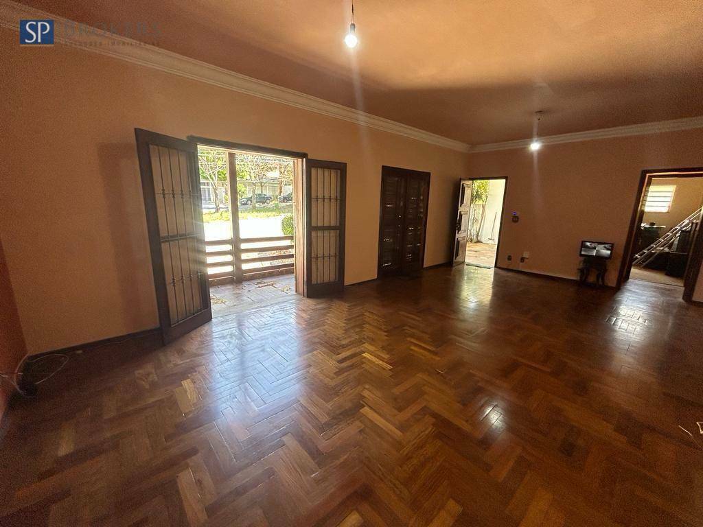 Casa à venda e aluguel com 3 quartos, 340m² - Foto 10