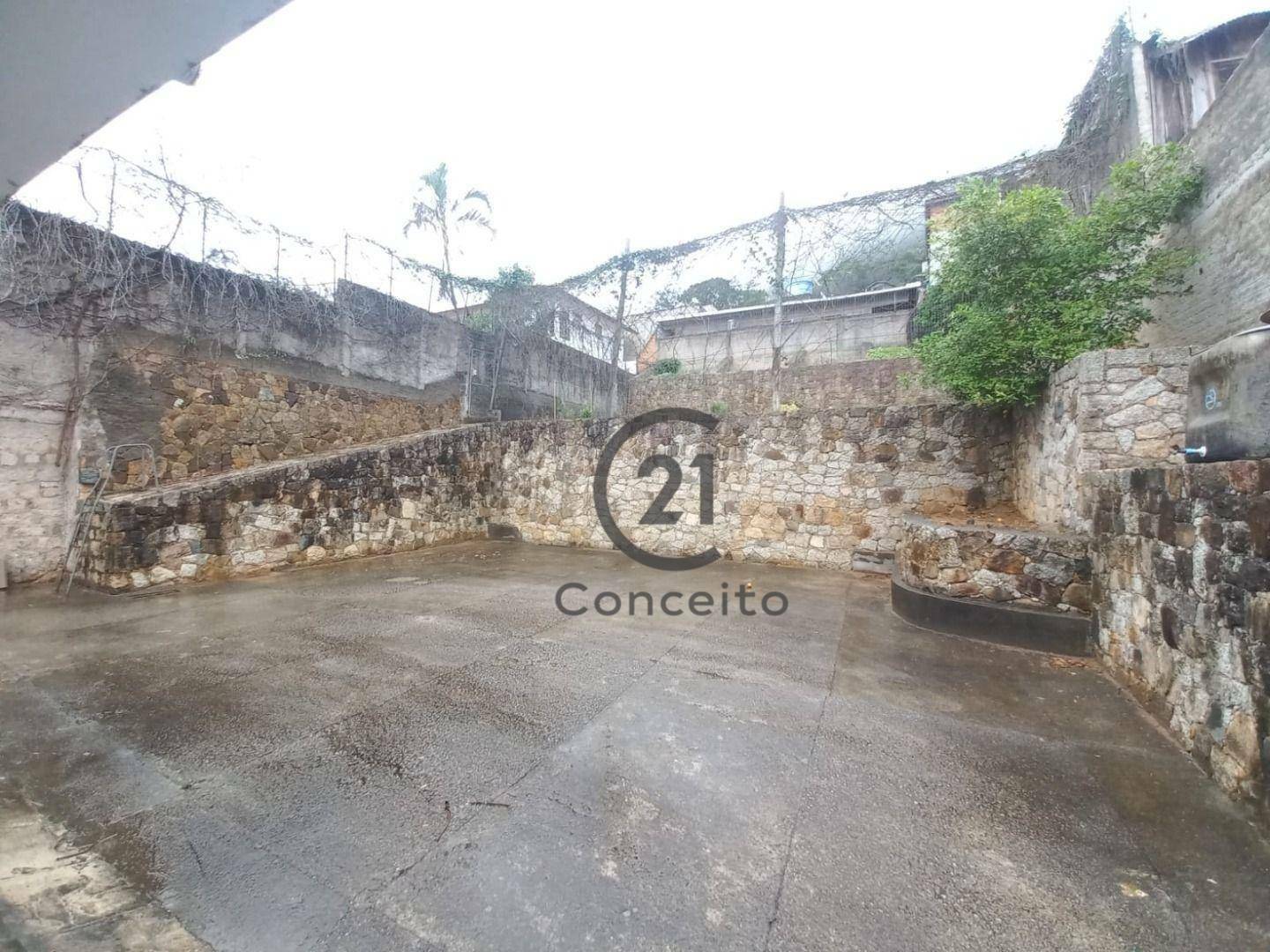 Casa à venda com 4 quartos, 266m² - Foto 10