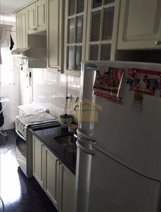 Apartamento à venda com 2 quartos, 53m² - Foto 3