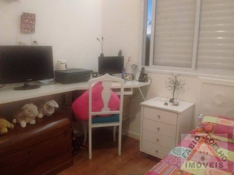 Apartamento à venda com 3 quartos, 74m² - Foto 17