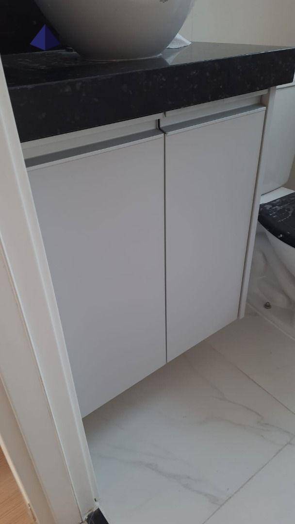 Apartamento à venda com 2 quartos, 38m² - Foto 11