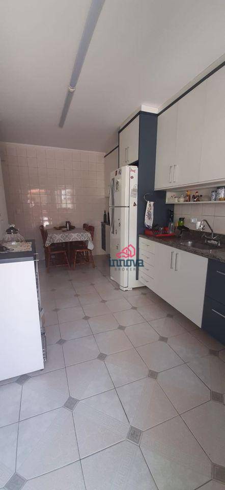 Sobrado à venda com 3 quartos, 97m² - Foto 3