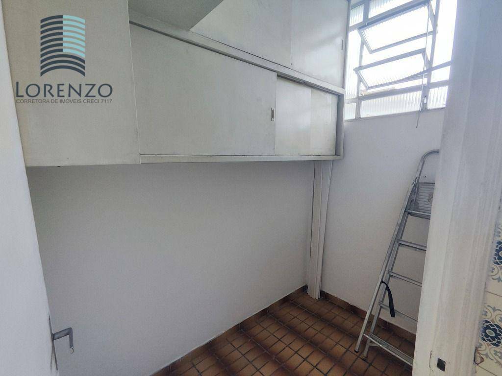 Apartamento para alugar com 3 quartos, 120m² - Foto 20