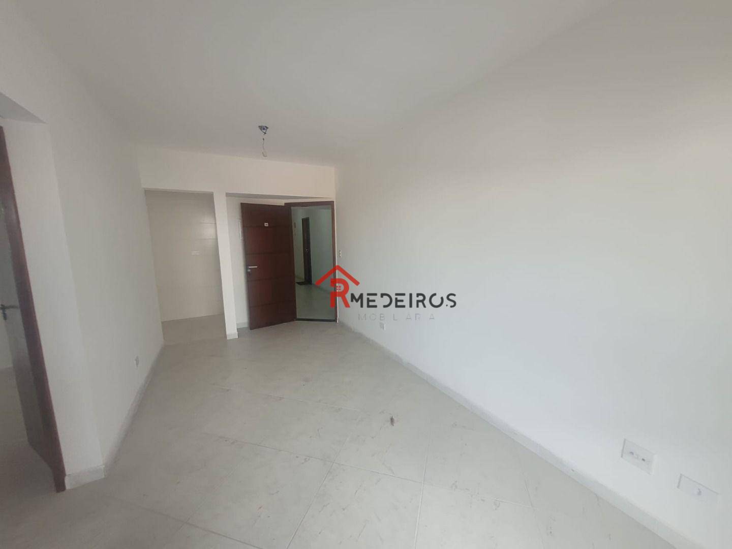 Apartamento à venda com 2 quartos, 60m² - Foto 3