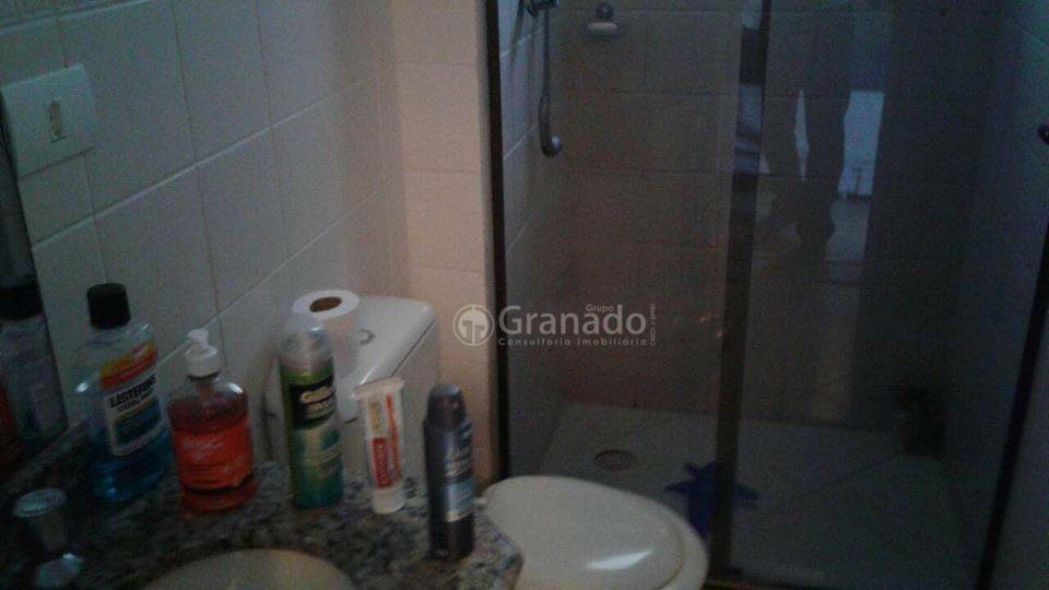 Apartamento à venda com 2 quartos, 73m² - Foto 4