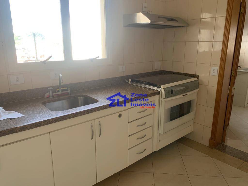 Apartamento à venda com 4 quartos, 170m² - Foto 8