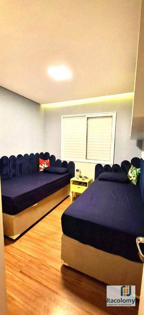 Apartamento à venda com 2 quartos, 68m² - Foto 8