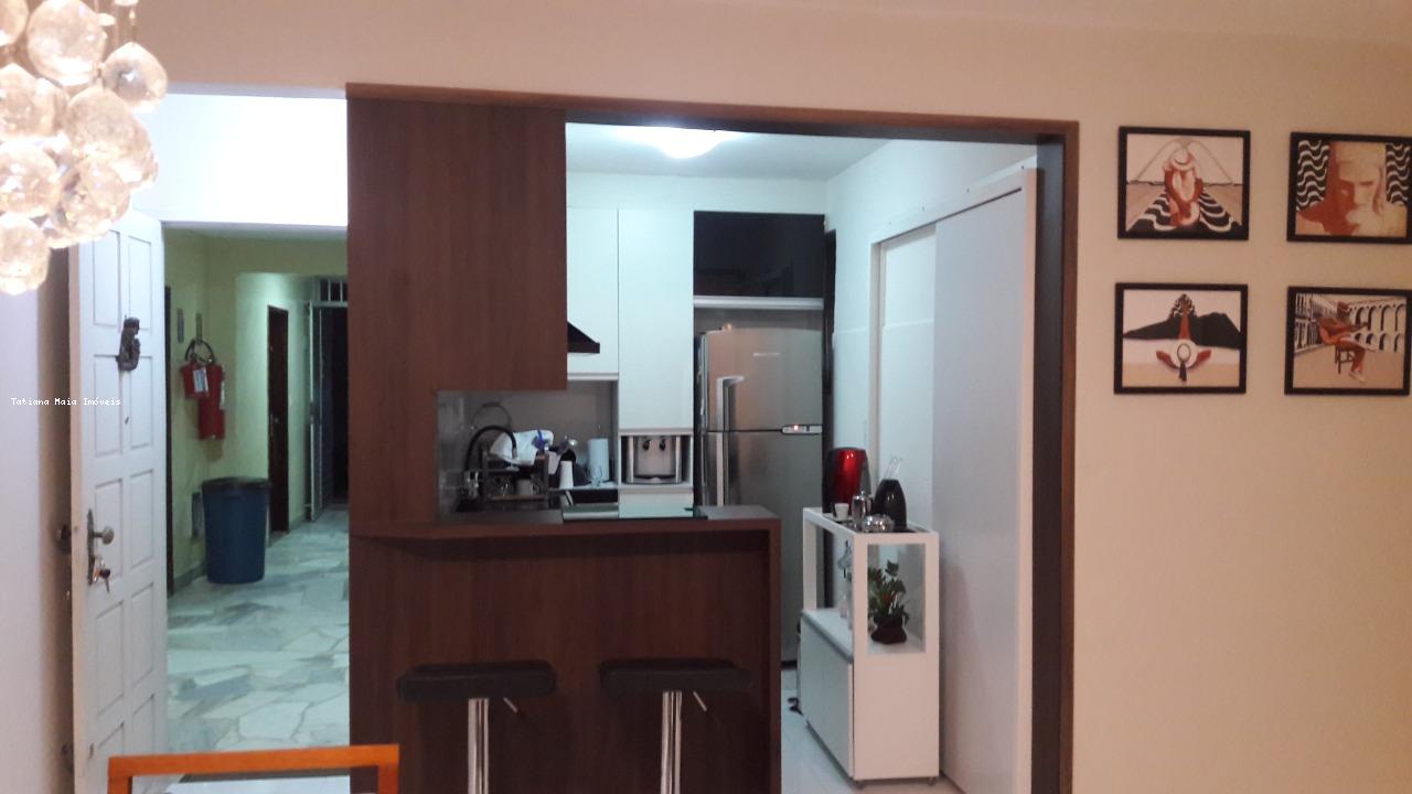 Apartamento à venda com 3 quartos, 93m² - Foto 4