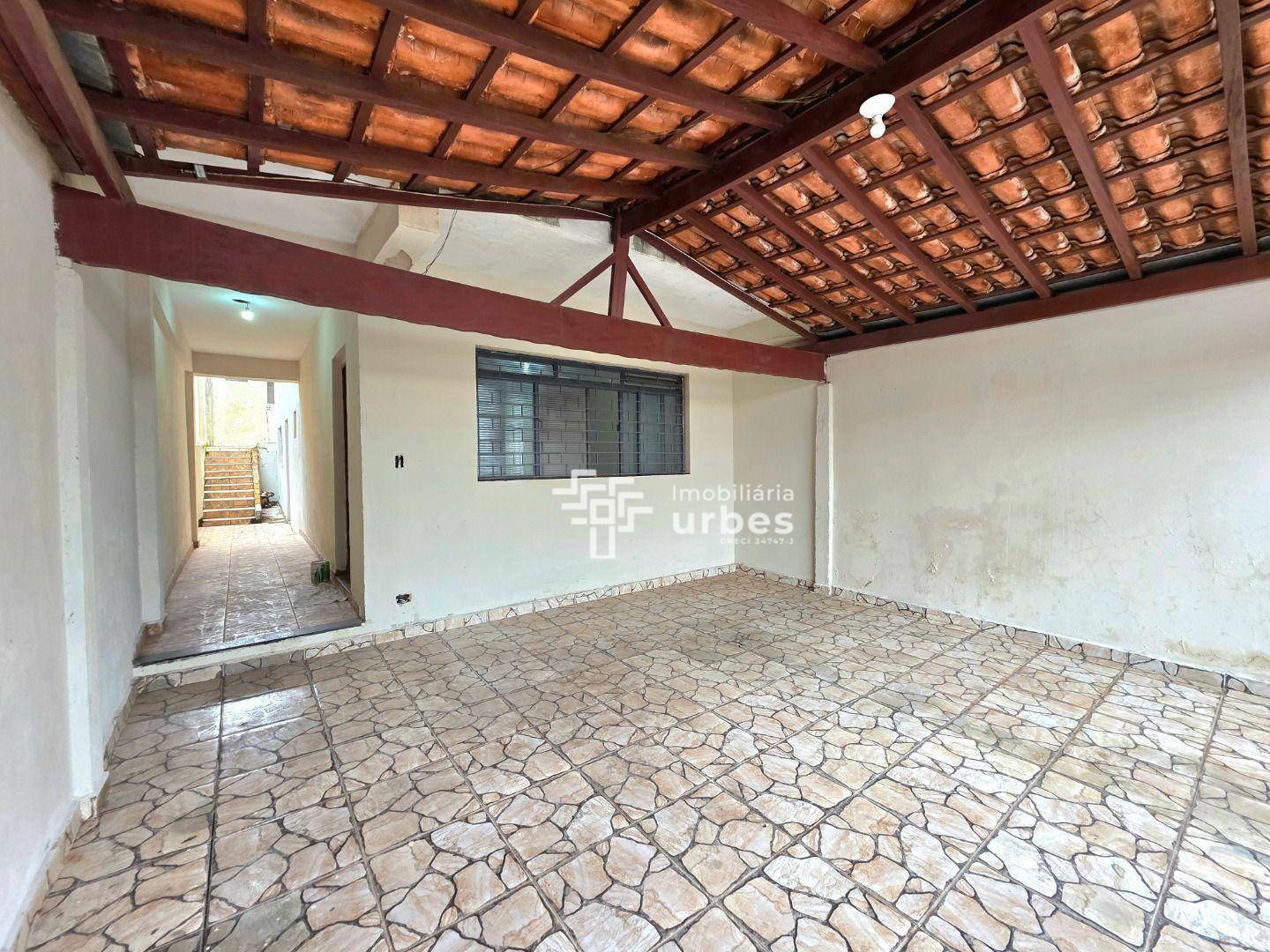 Casa à venda com 3 quartos, 184m² - Foto 3