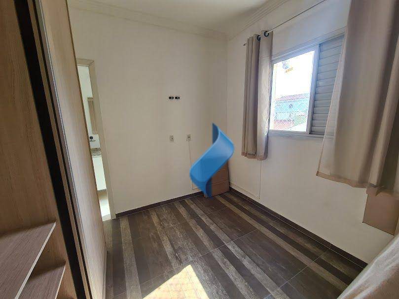 Apartamento para alugar com 2 quartos, 76m² - Foto 13