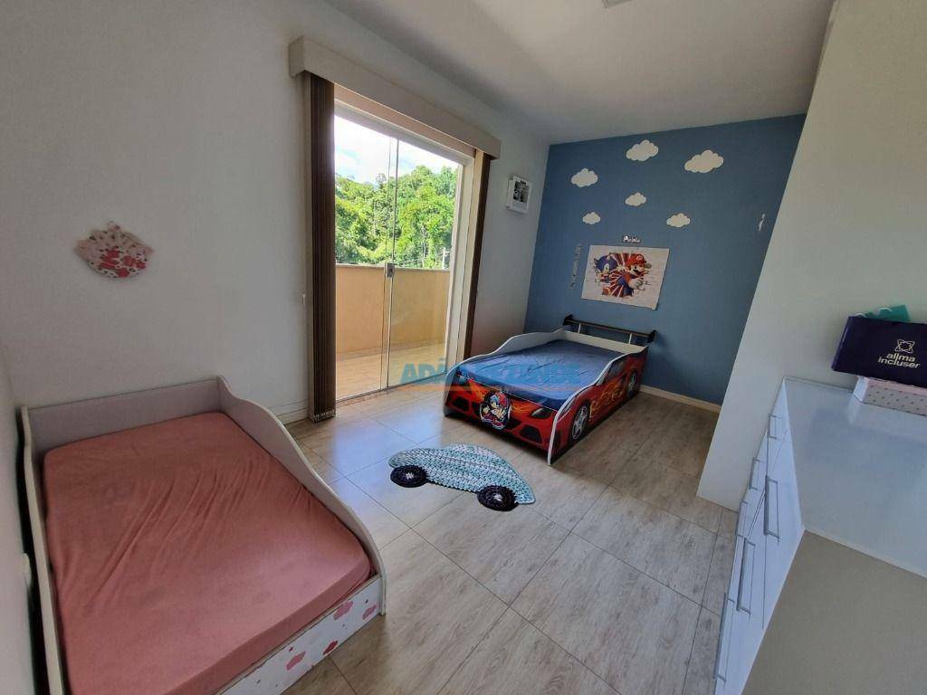 Casa à venda com 4 quartos, 203m² - Foto 8