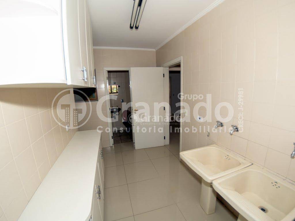 Apartamento à venda e aluguel com 4 quartos, 215m² - Foto 11