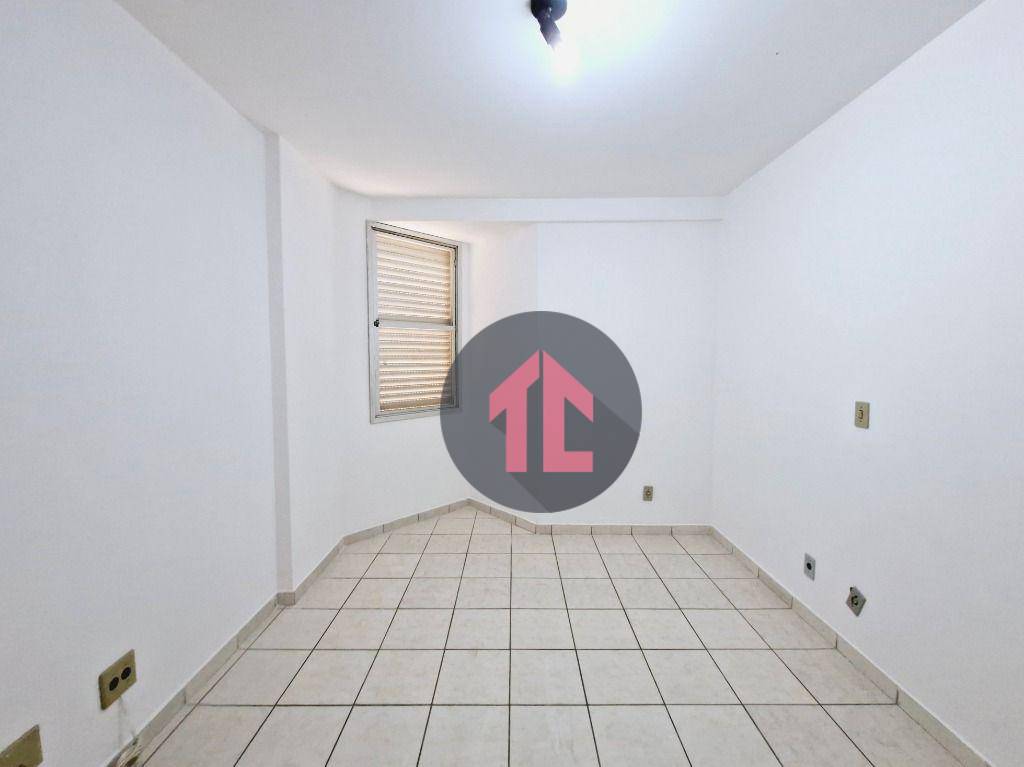 Apartamento à venda e aluguel com 2 quartos, 65m² - Foto 12