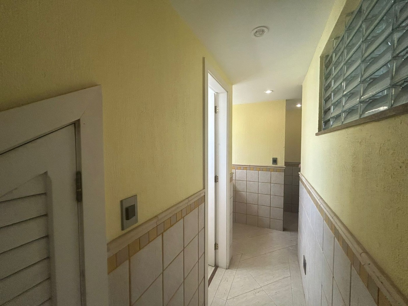 Casa à venda com 3 quartos, 375m² - Foto 27
