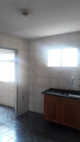 Apartamento à venda com 3 quartos, 50m² - Foto 2