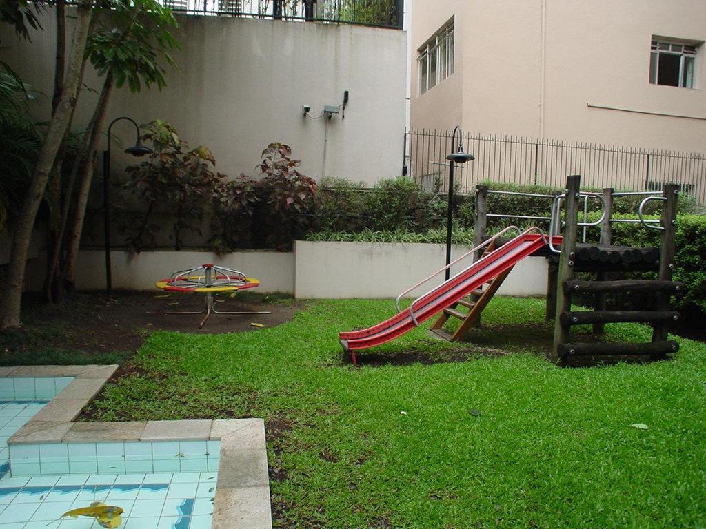 Apartamento à venda com 2 quartos, 70m² - Foto 9