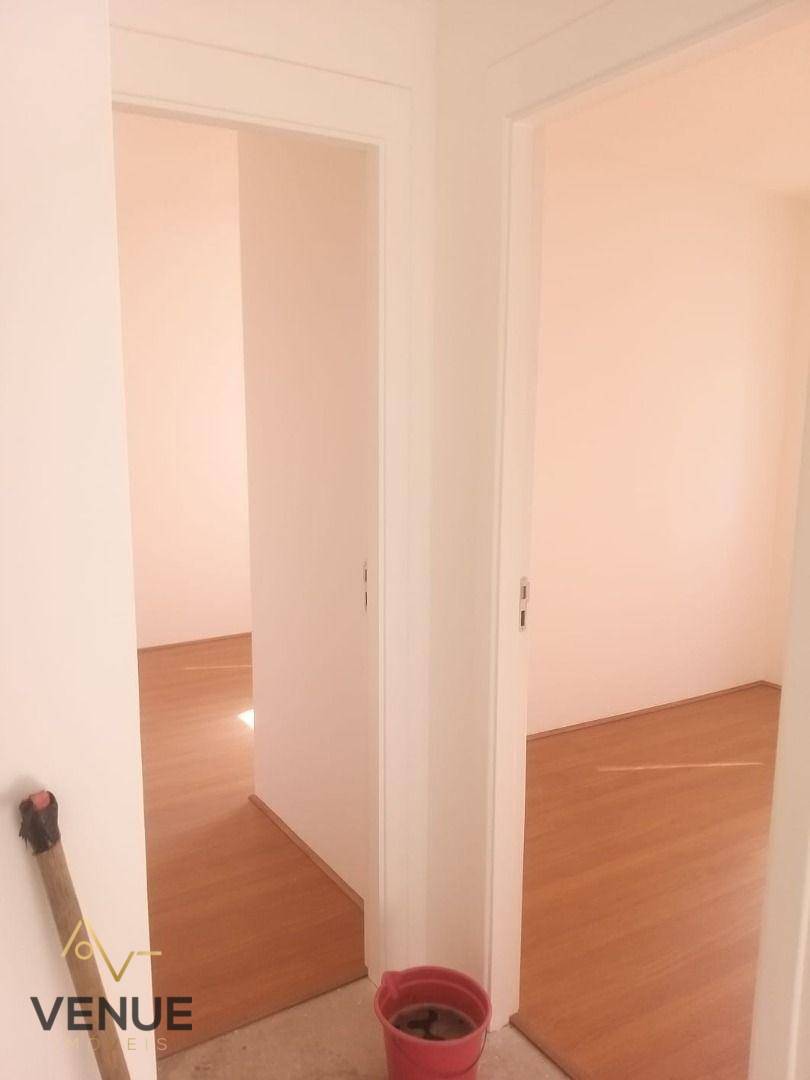 Apartamento à venda com 2 quartos, 41m² - Foto 6