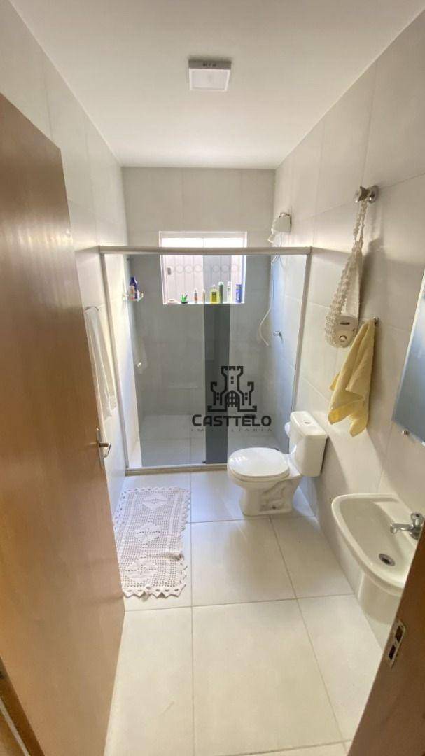 Casa à venda com 3 quartos, 194m² - Foto 16