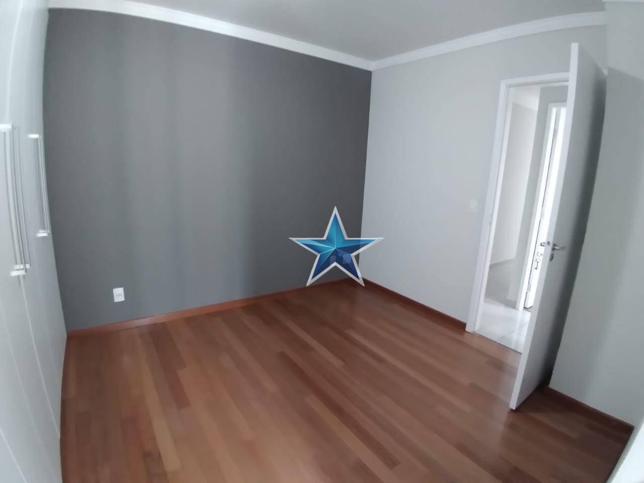 Apartamento à venda com 2 quartos, 61m² - Foto 13