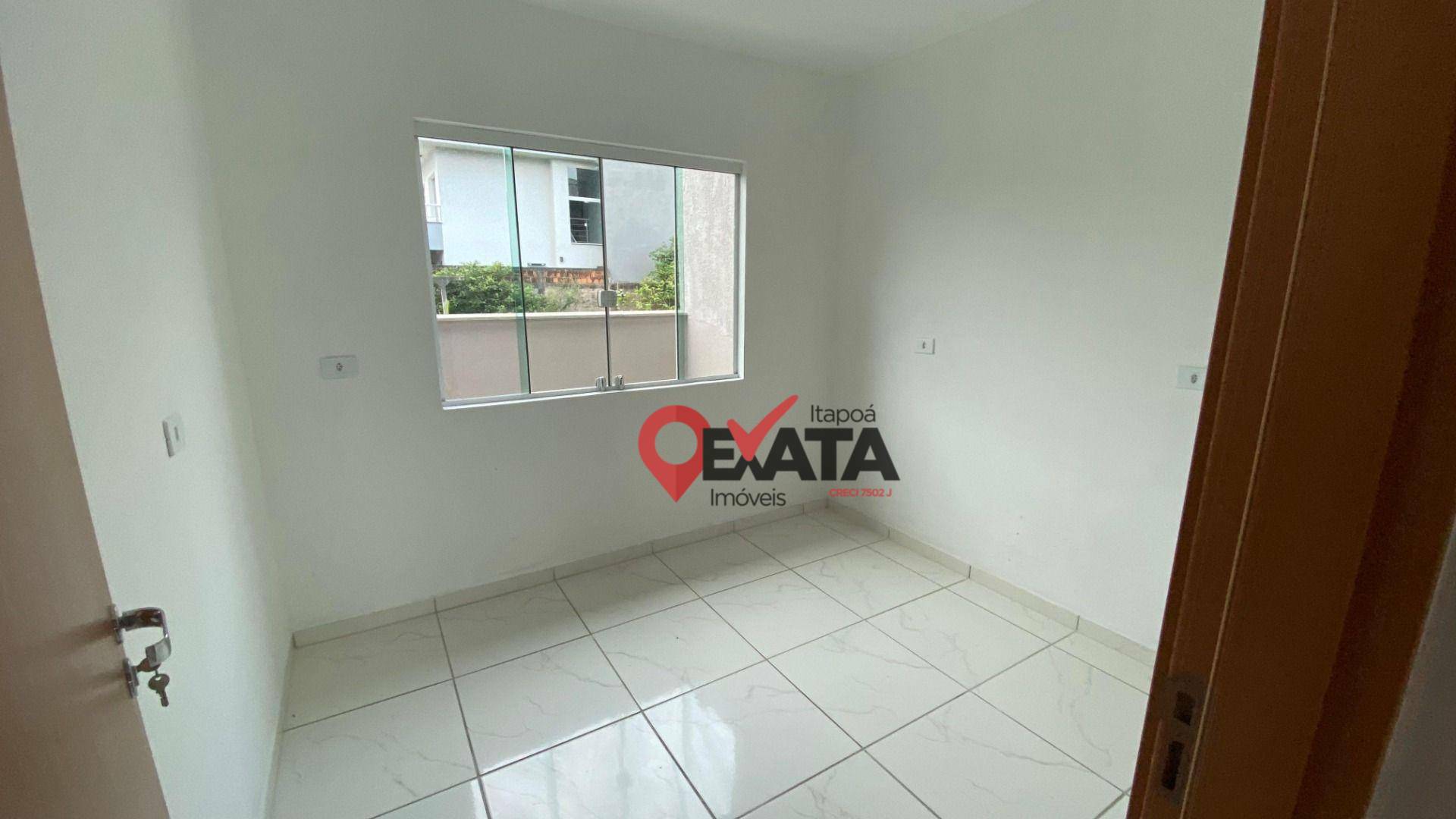 Casa à venda com 2 quartos, 54m² - Foto 9