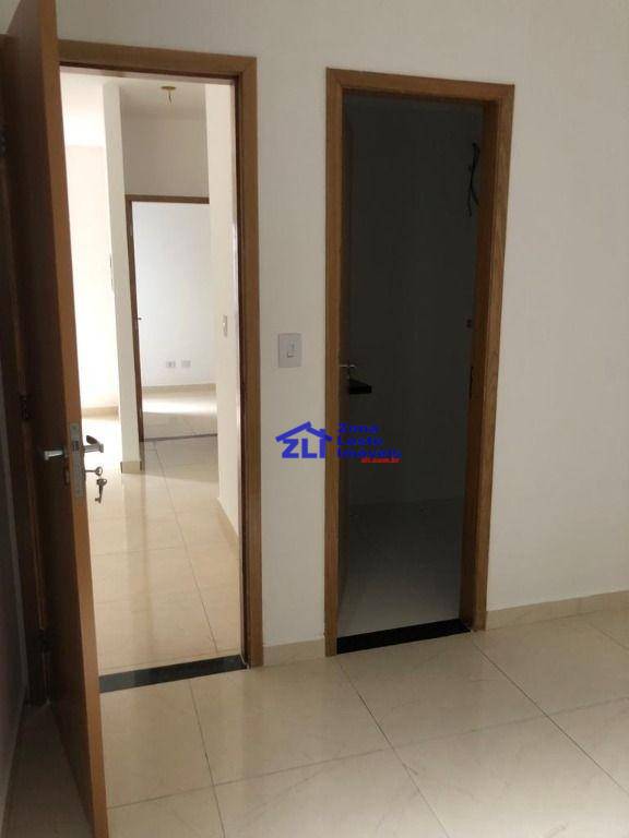 Apartamento à venda com 2 quartos, 40m² - Foto 11