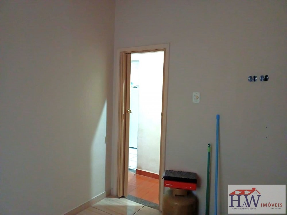 Apartamento à venda com 2 quartos, 25m² - Foto 18