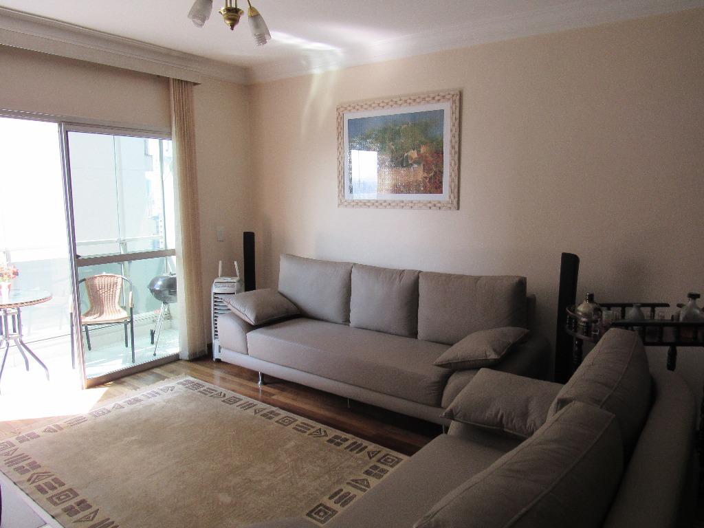 Apartamento à venda com 3 quartos, 107m² - Foto 4