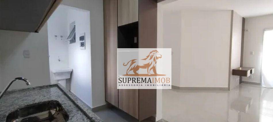 Apartamento à venda com 3 quartos, 80m² - Foto 1