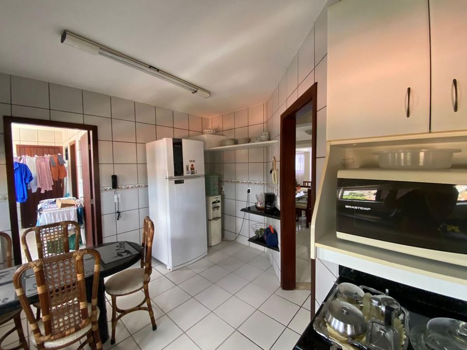 Apartamento à venda com 3 quartos, 189m² - Foto 21