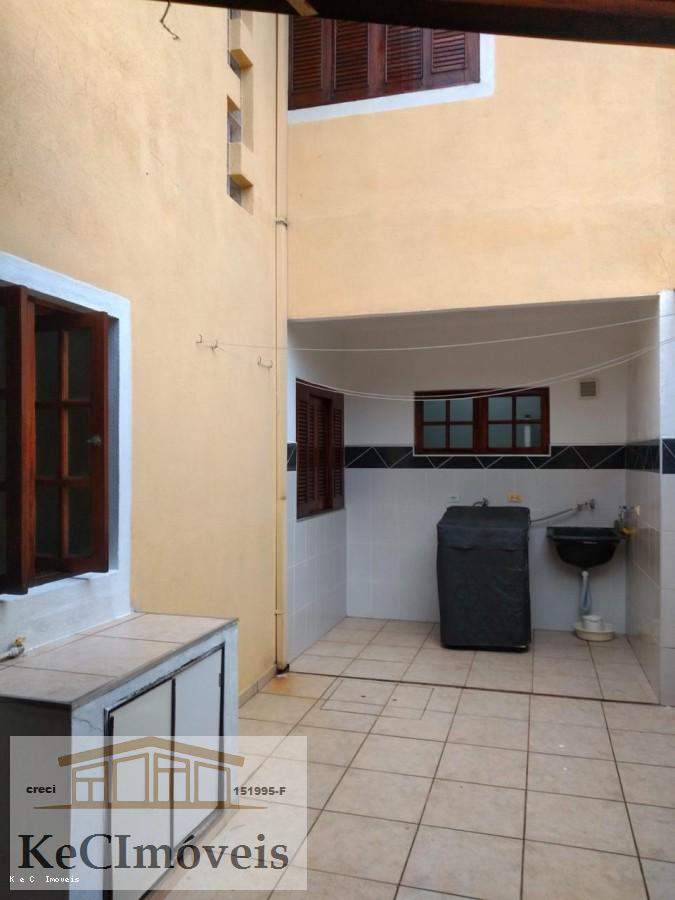 Casa à venda com 5 quartos, 170m² - Foto 13