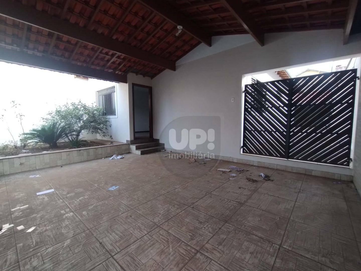 Casa à venda com 3 quartos, 174m² - Foto 4