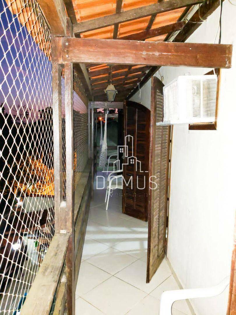 Casa à venda e aluguel com 4 quartos, 230m² - Foto 13