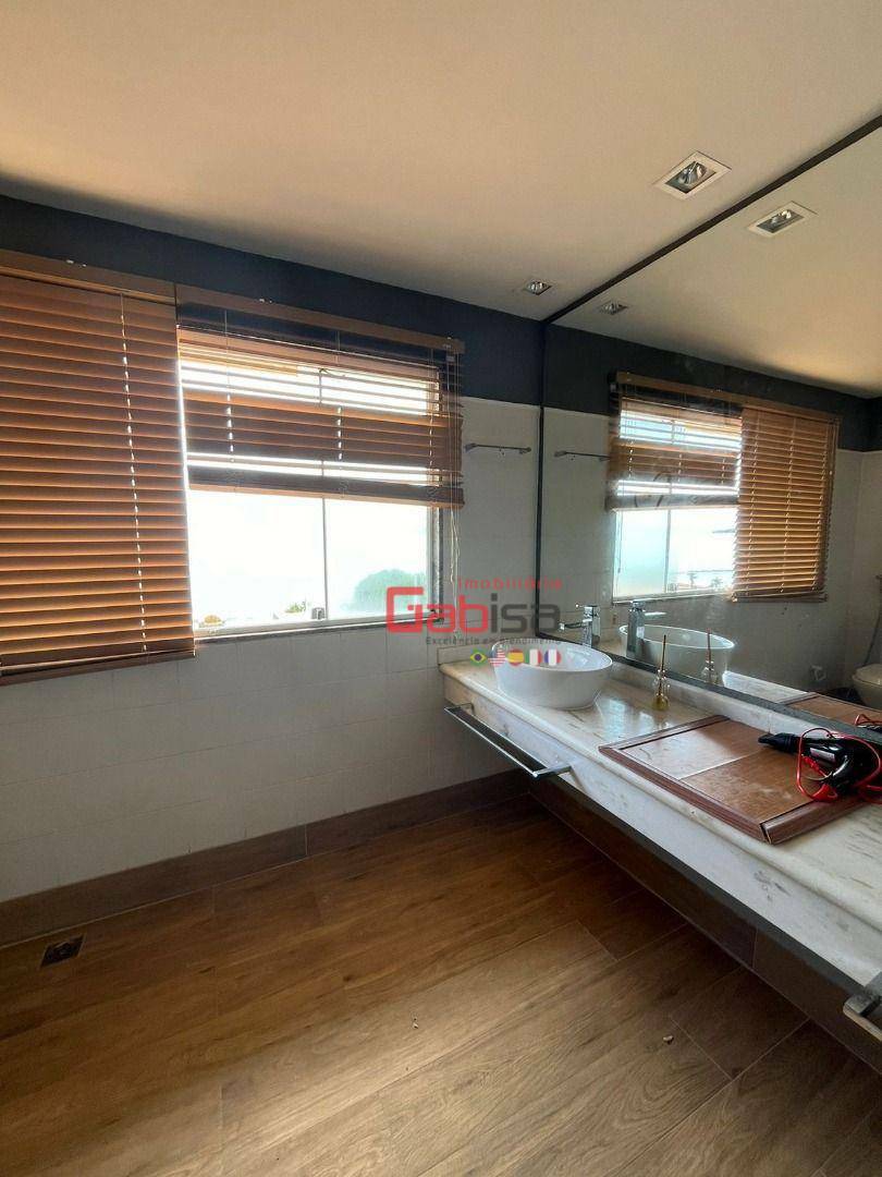 Casa à venda com 4 quartos, 220m² - Foto 52