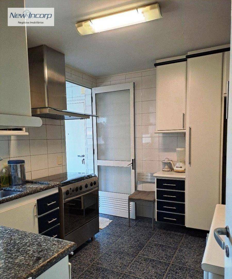 Apartamento à venda com 4 quartos, 186m² - Foto 19